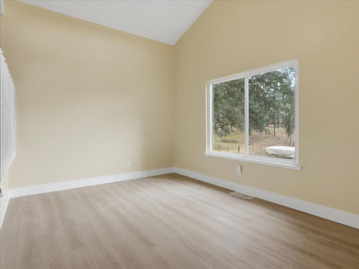 47436 Modoc Road Coarsegold, CA 93614 - Photo 16 of 53