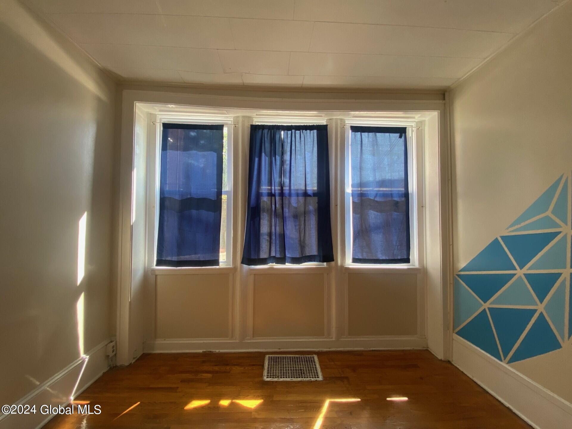 118 3rd Street Troy, NY 12180 - Photo 20 of 26 thumbnail_IMG_2200