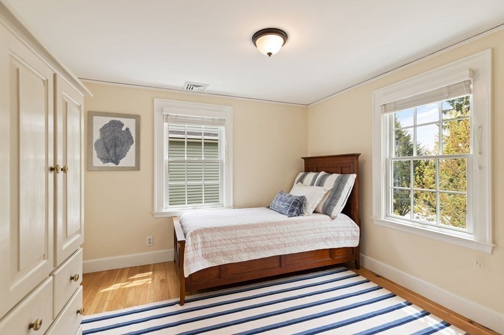 27 Glenburn Road Arlington, MA 02476 - Photo 19 of 32 Gallery Image 19
