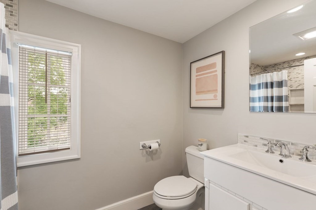 27 Glenburn Road Arlington, MA 02476 - Photo 21 of 32 Gallery Image 21