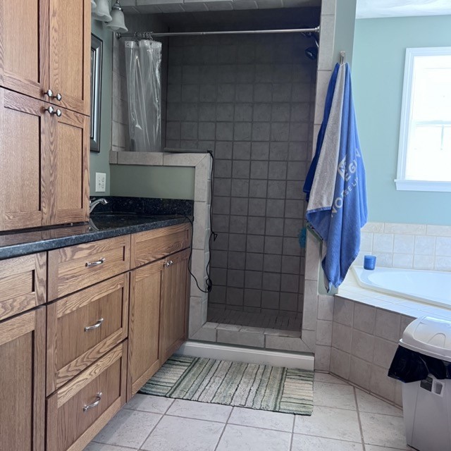245 Jackson Schoolhouse Road Burrillville, RI 02859 - Photo 15 of 39 Primary Bathroom