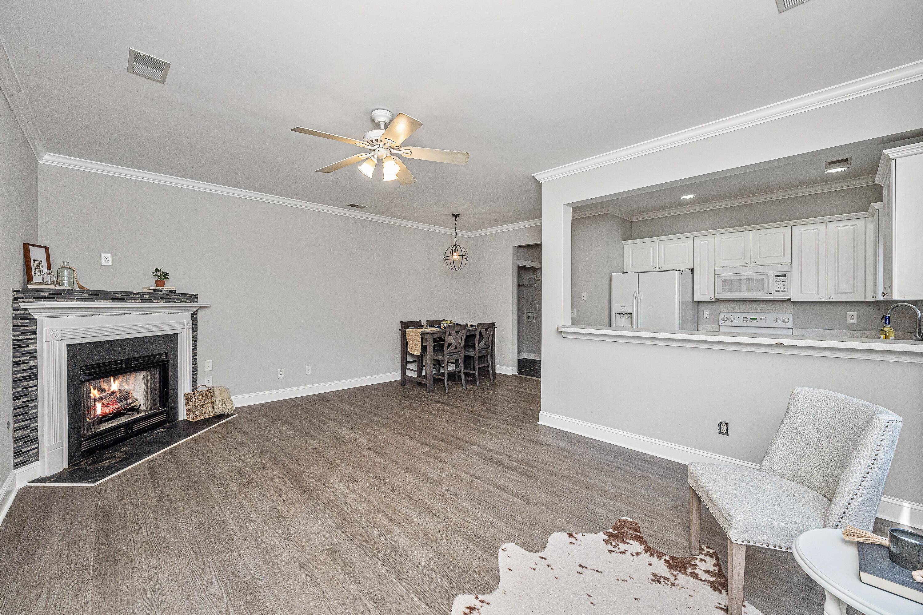 311 Springview Lane Summerville, SC 29485 - Photo 6 of 15 311SpringviewLn08