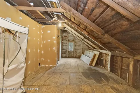 $395,000 | 50 Conklin Hill Road, Milton, NY 12547