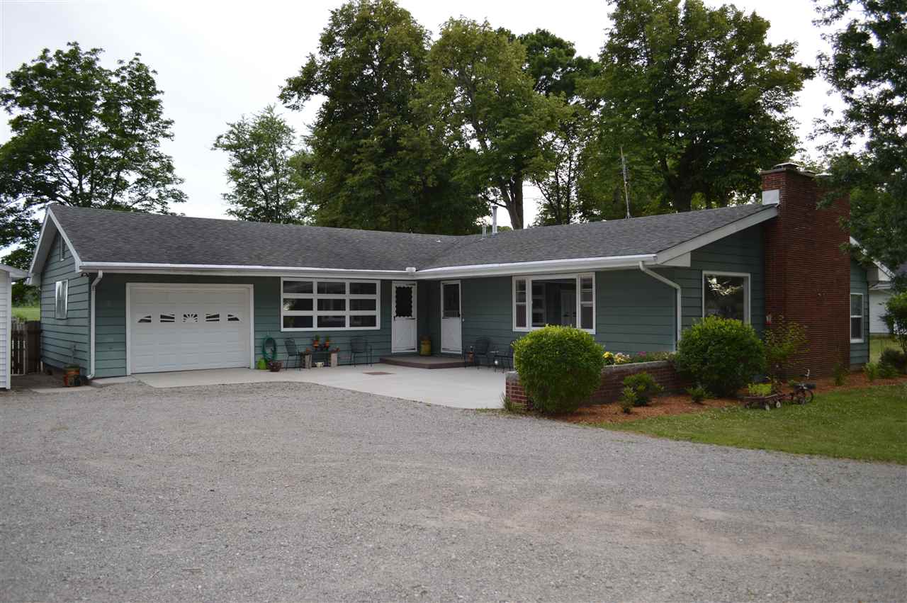 12626 Monroeville Road Monroeville, IN 46773 - Photo 1 of 18
