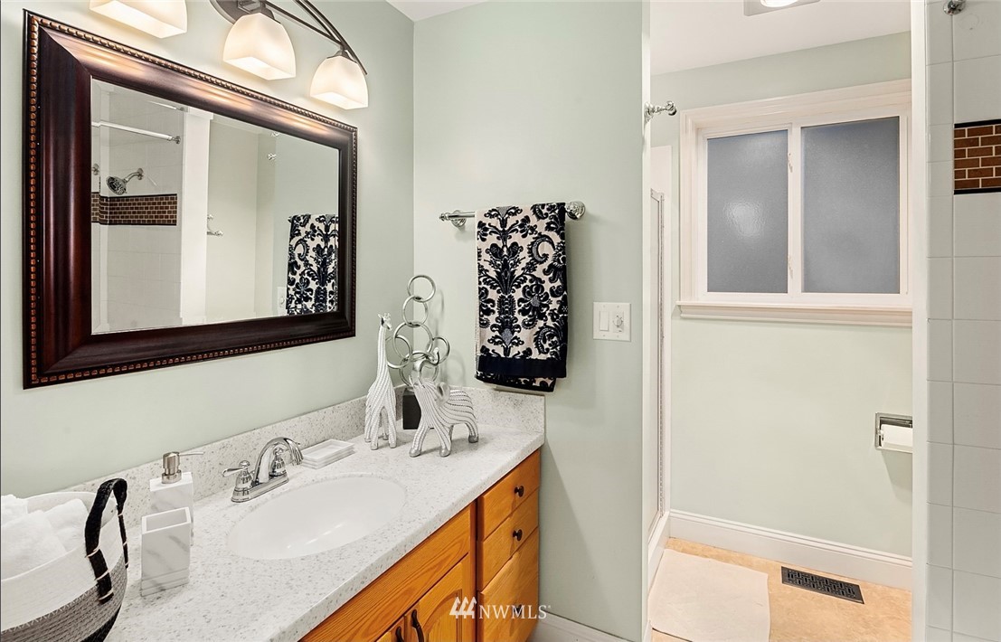 8514 South 125th Street Renton, WA 98057 - Photo 17 of 30