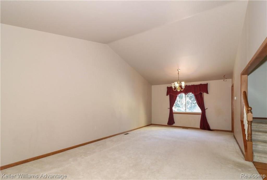 29643 English Way Novi, MI 48377 - Photo 10 of 32