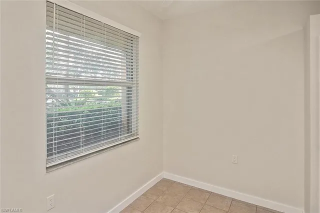 a view of a window in an empty room