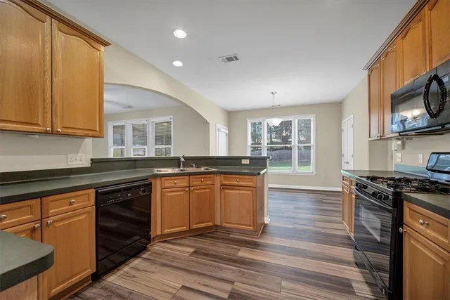 $450,000 | 501 Middlebrooke Trace, Canton, GA 30115