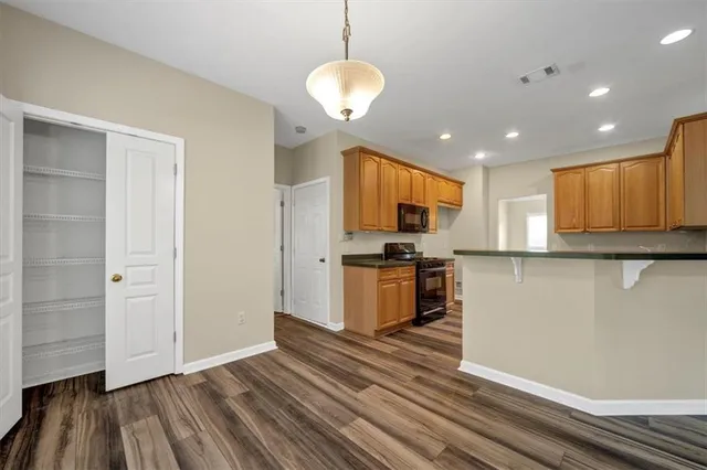 $450,000 | 501 Middlebrooke Trace, Canton, GA 30115