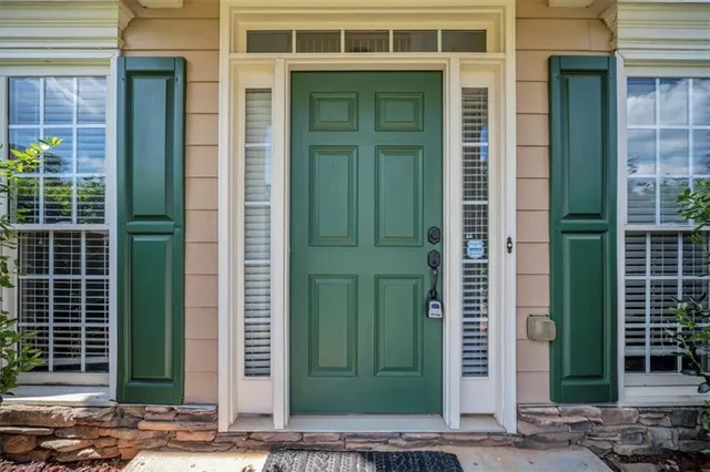 $450,000 | 501 Middlebrooke Trace, Canton, GA 30115