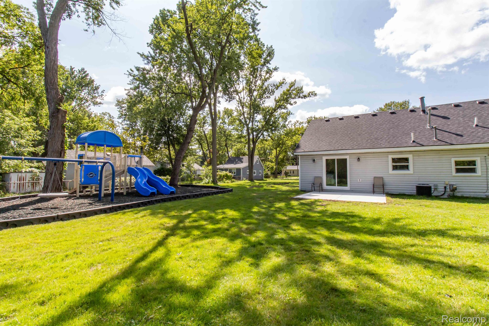 3201 Donley Avenue Rochester, MI 48309 - Photo 32 of 38 Gallery Image 32