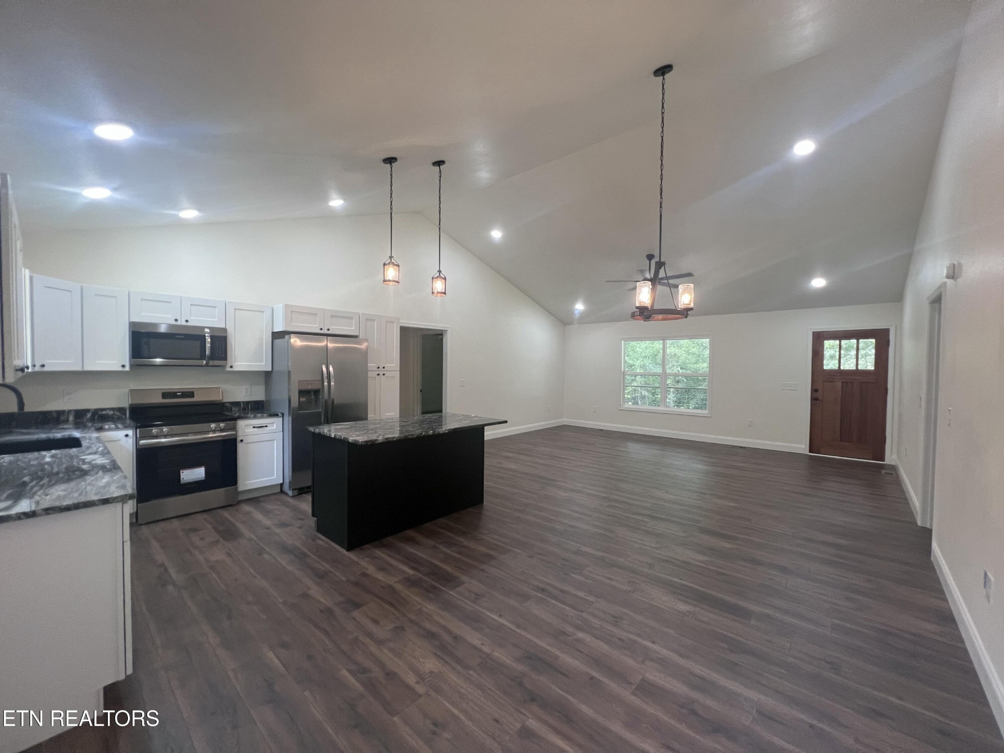 2759 Banner Springs Road Jamestown, TN 38556 - Photo 7 of 45
