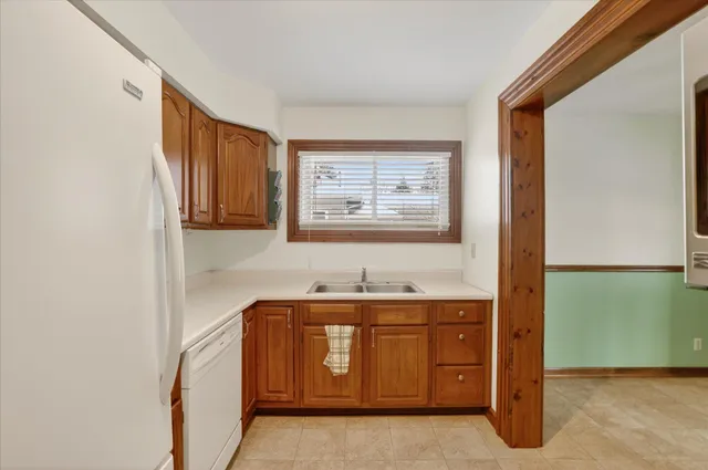 $229,900 | 824 East Grand River Avenue, Williamston, MI 48895