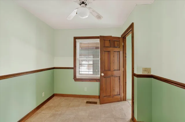 $229,900 | 824 East Grand River Avenue, Williamston, MI 48895