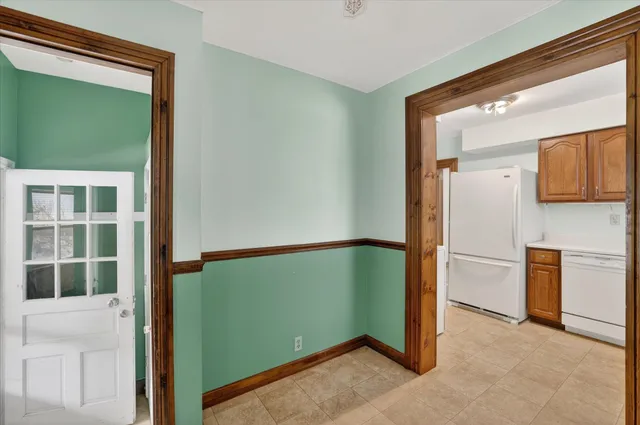 $229,900 | 824 East Grand River Avenue, Williamston, MI 48895