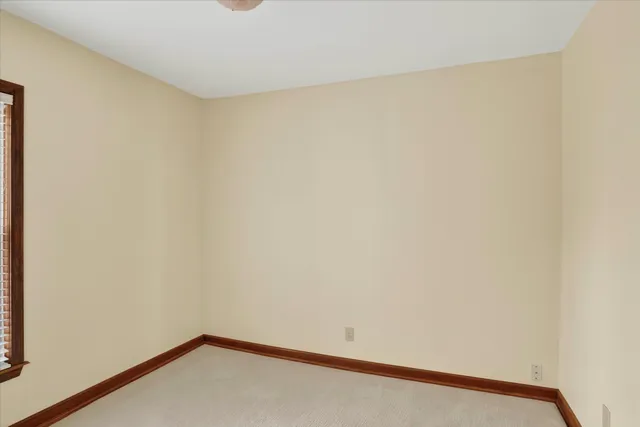 $229,900 | 824 East Grand River Avenue, Williamston, MI 48895