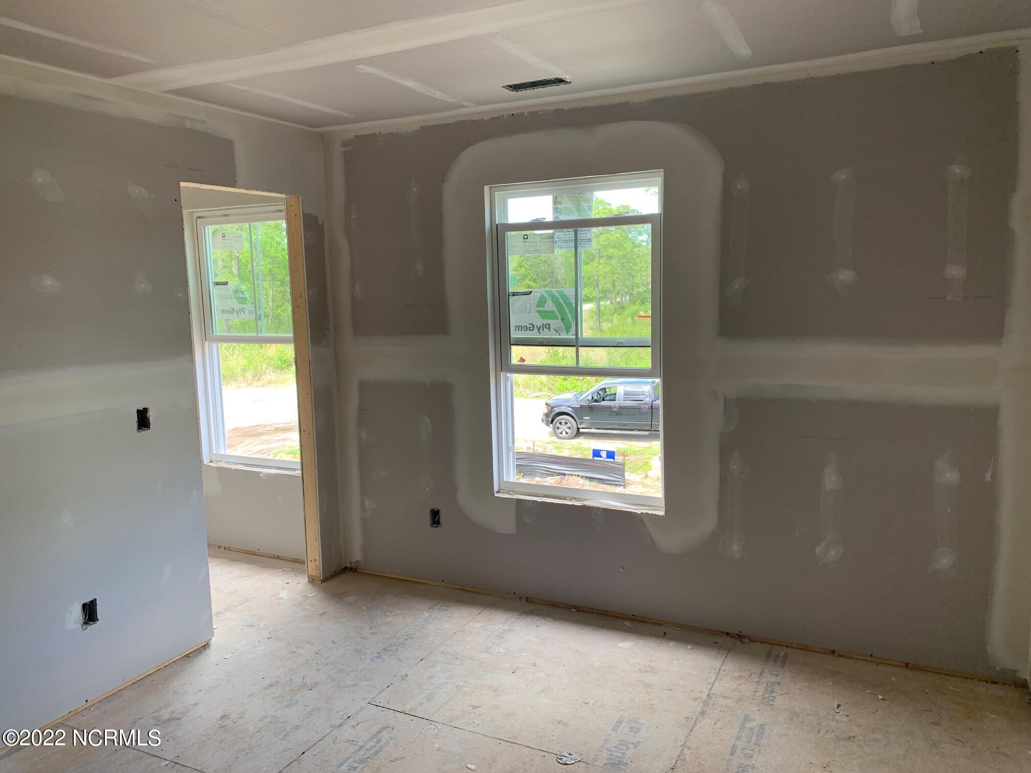 840 Golfview Road Southport, NC 28461 - Photo 6 of 18 Front bedroom