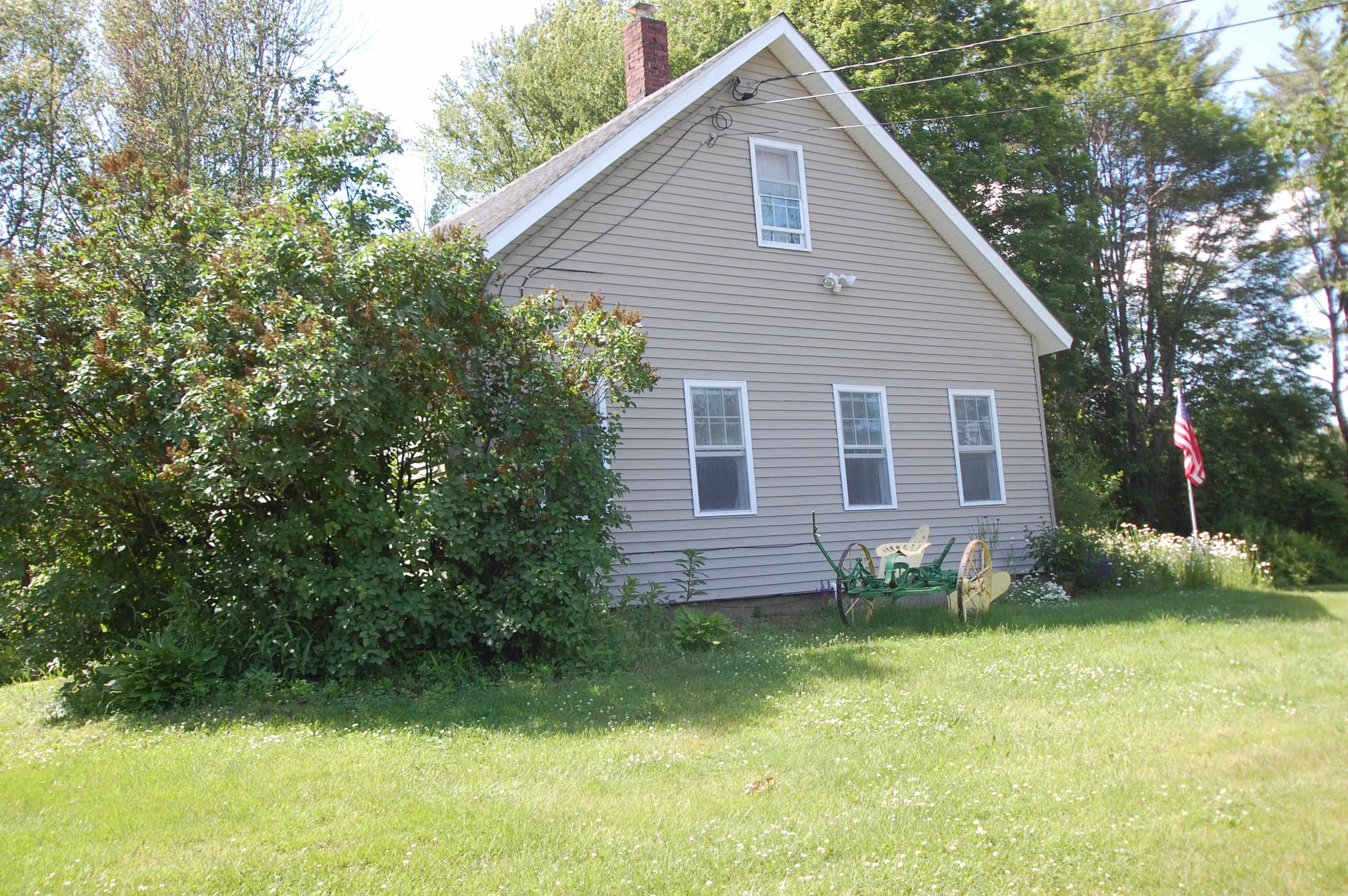 31 Catamount Road Northwood, NH 03261 - Photo 3 of 22
