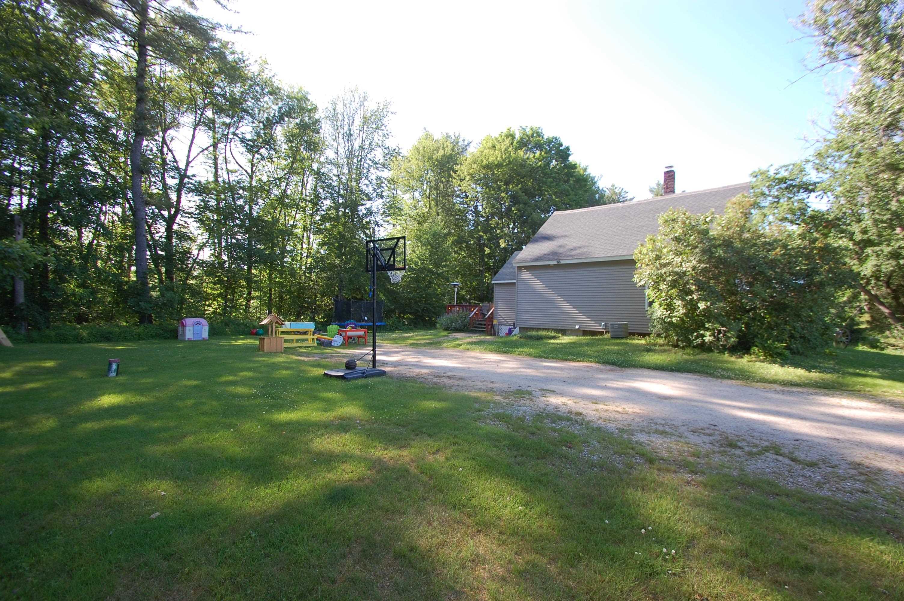 31 Catamount Road Northwood, NH 03261 - Photo 4 of 22