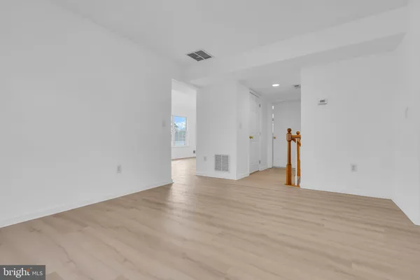 $440,000 | 723 Woodland Avenue, Burlington, NJ 08016