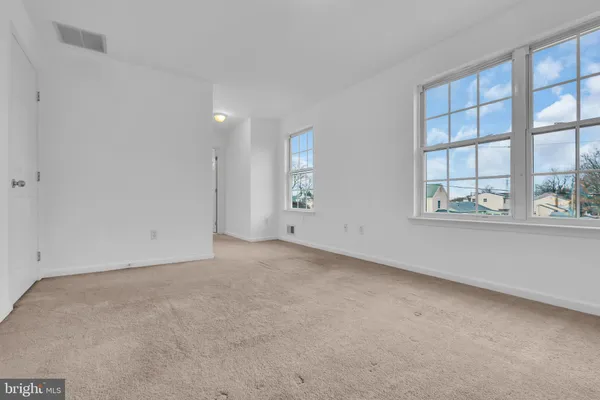 $440,000 | 723 Woodland Avenue, Burlington, NJ 08016
