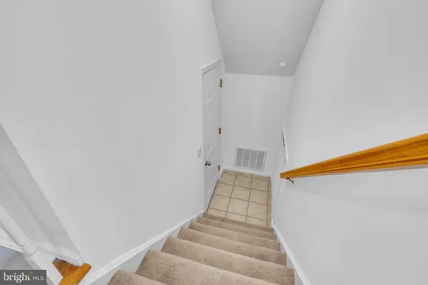 $440,000 | 723 Woodland Avenue, Burlington, NJ 08016