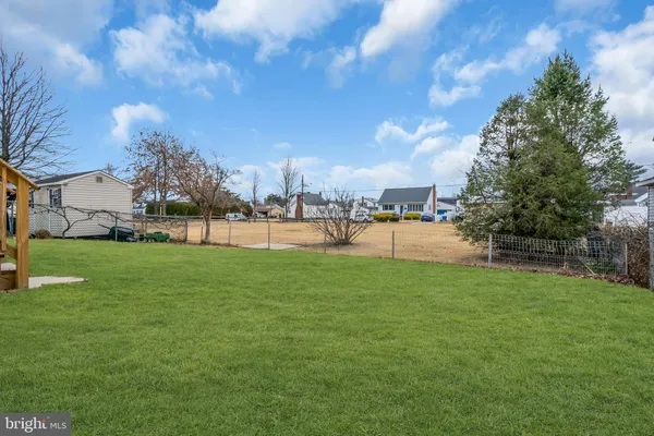 $440,000 | 723 Woodland Avenue, Burlington, NJ 08016