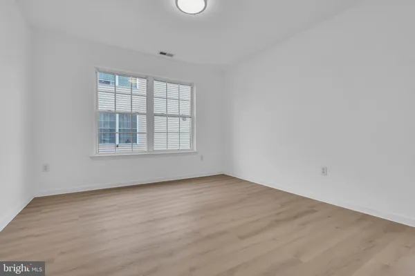 $440,000 | 723 Woodland Avenue, Burlington, NJ 08016