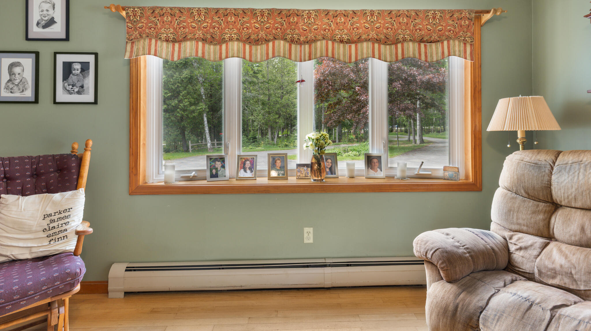 134 East Bucksport Road Orrington, ME 04474 - Photo 15 of 61 Living room
