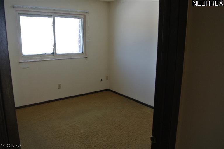 5195 Cline Road, Unit D Kent, OH 44240 - Photo 18 of 22 Gallery Image 18
