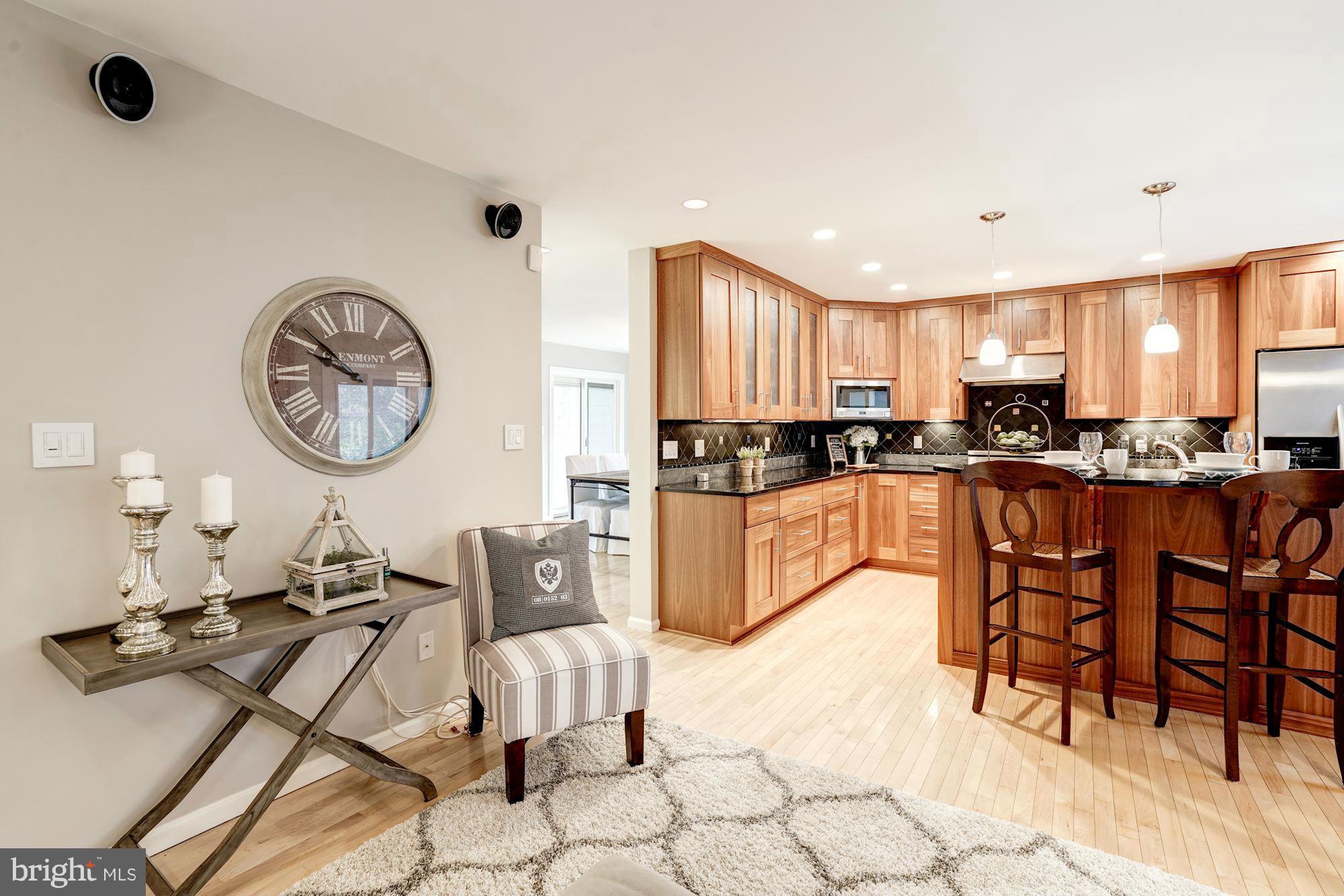1932 Lakeport Way Reston, VA 20191 - Photo 7 of 30 Kitchen