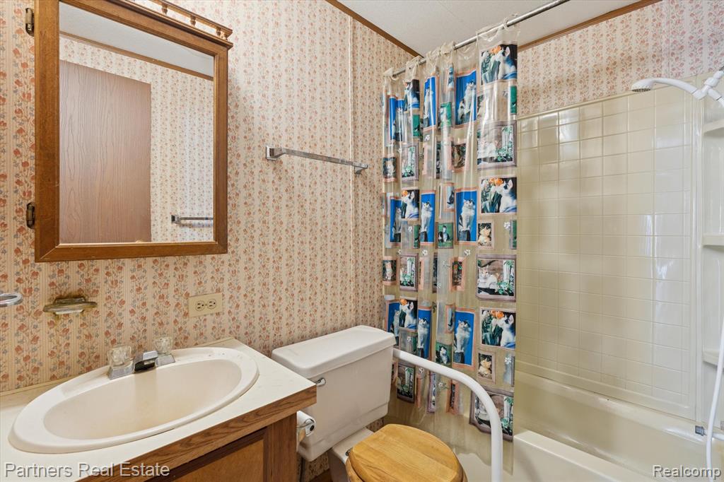 10836 Tuthill Road South Lyon, MI 48178 - Photo 28 of 79