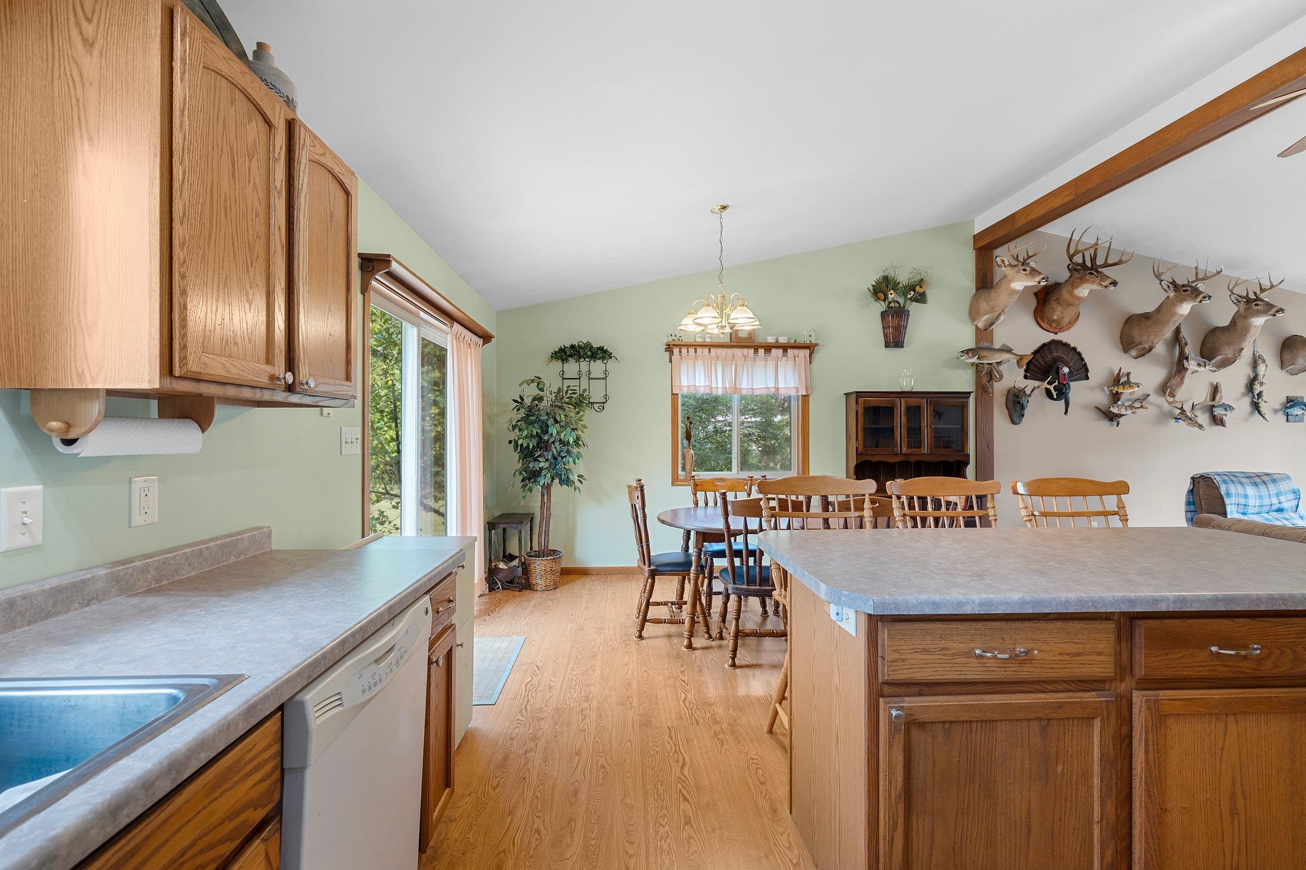 5808 Lade Beach Road Little Suamico, WI 54141 - Photo 12 of 50 Gallery Image 12