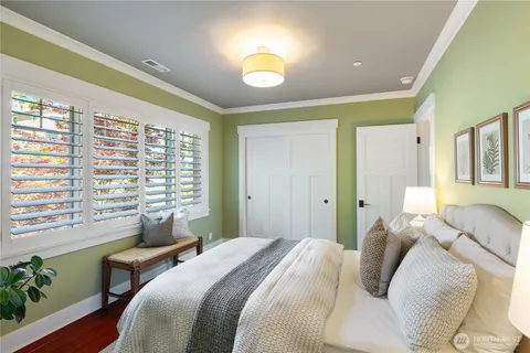 $2,375,000 | 1124 Lake Washington Boulevard South, Seattle, WA 98144