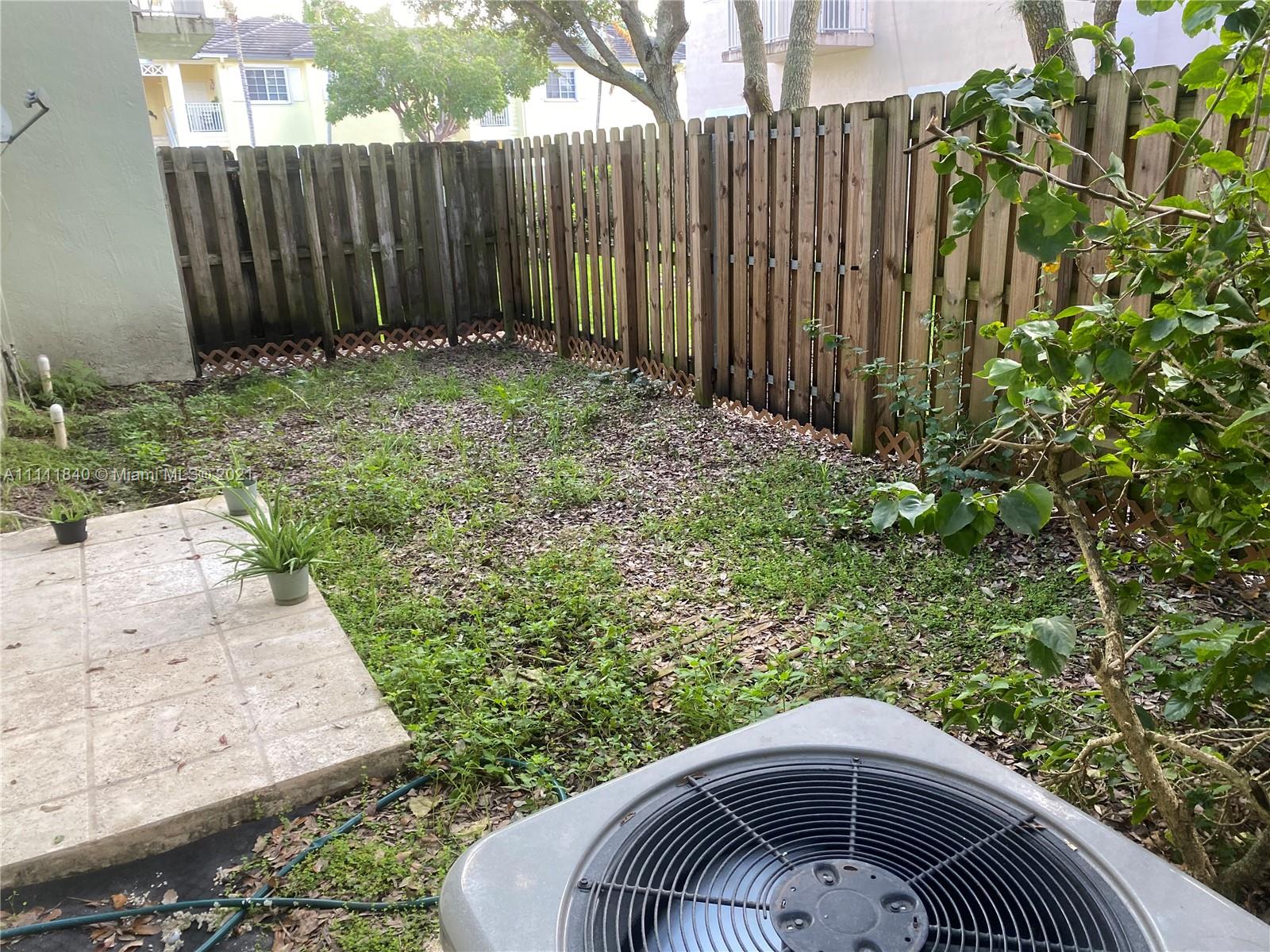 Oasis Homestead, FL 33033 - Photo 13 of 21 a view of outdoor space and yard