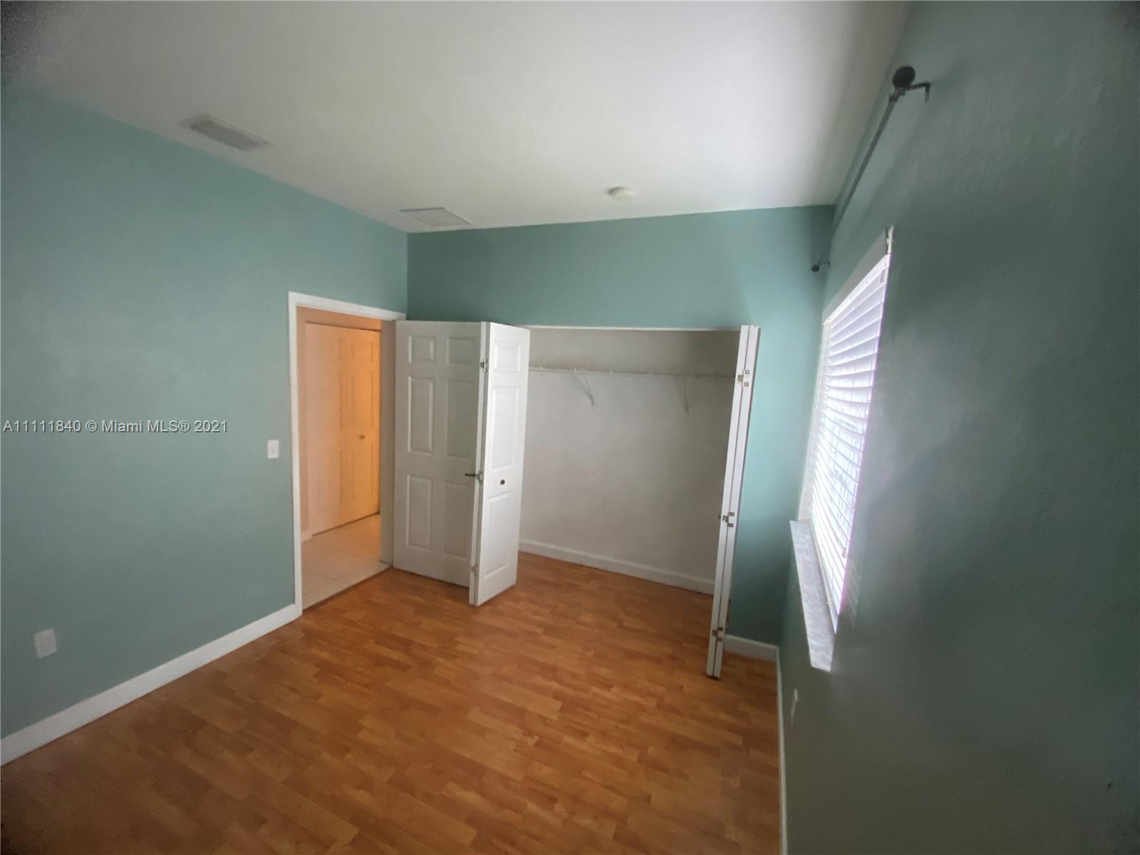 Oasis Homestead, FL 33033 - Photo 10 of 21