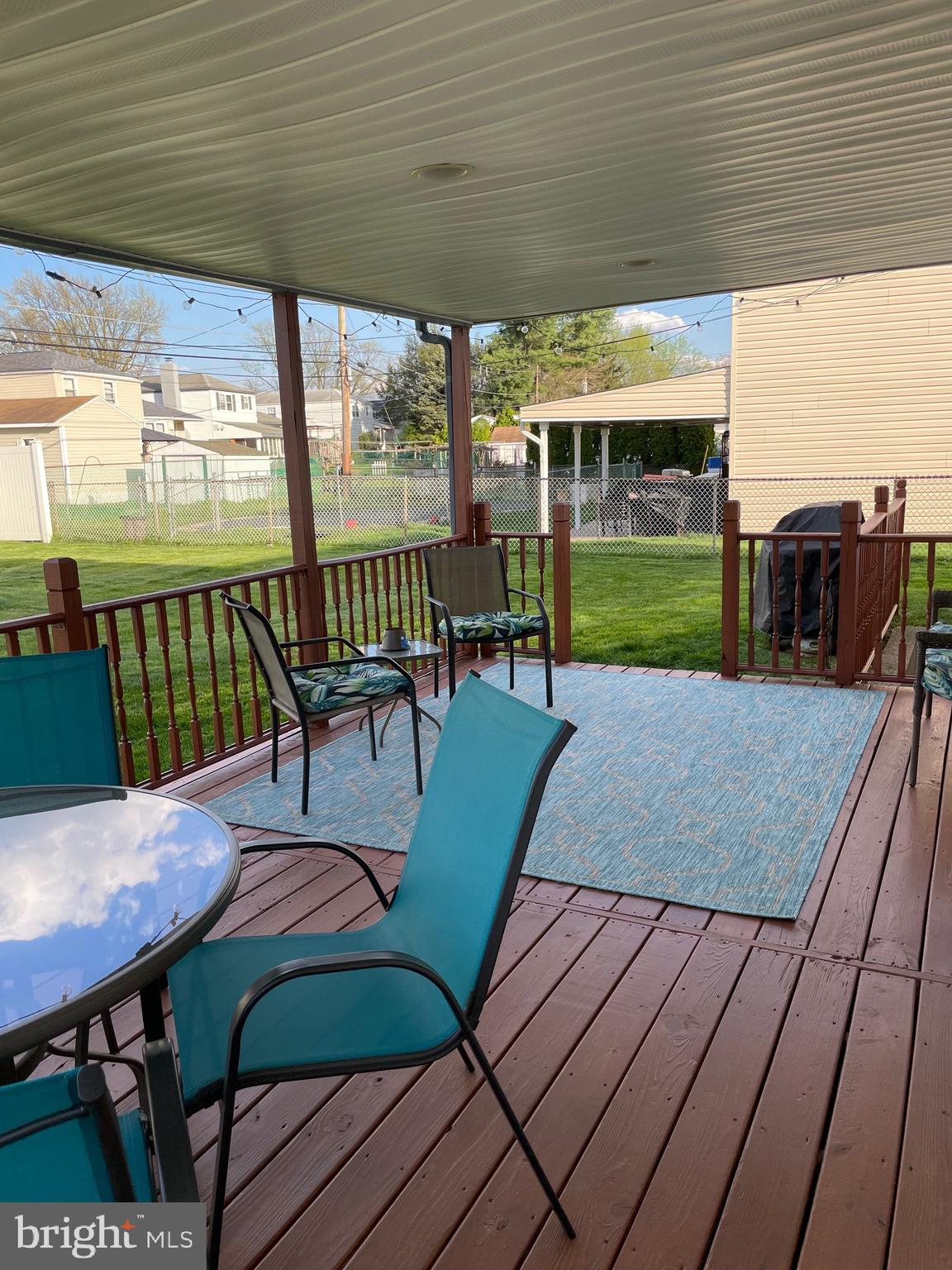 9721 Glenhope Road Philadelphia, PA 19115 - Photo 20 of 42 Covered deck/porch