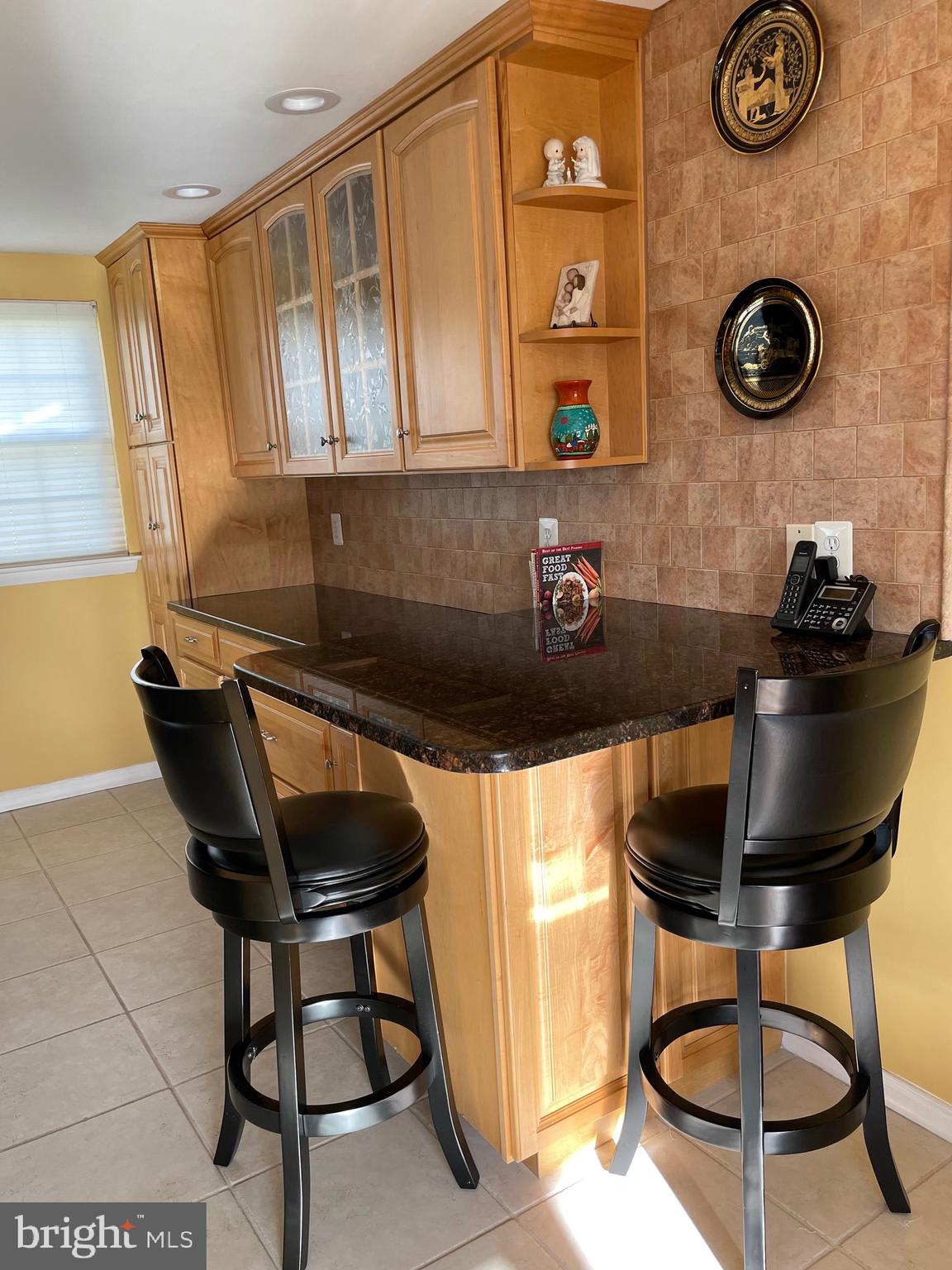 9721 Glenhope Road Philadelphia, PA 19115 - Photo 8 of 42 Kitchen