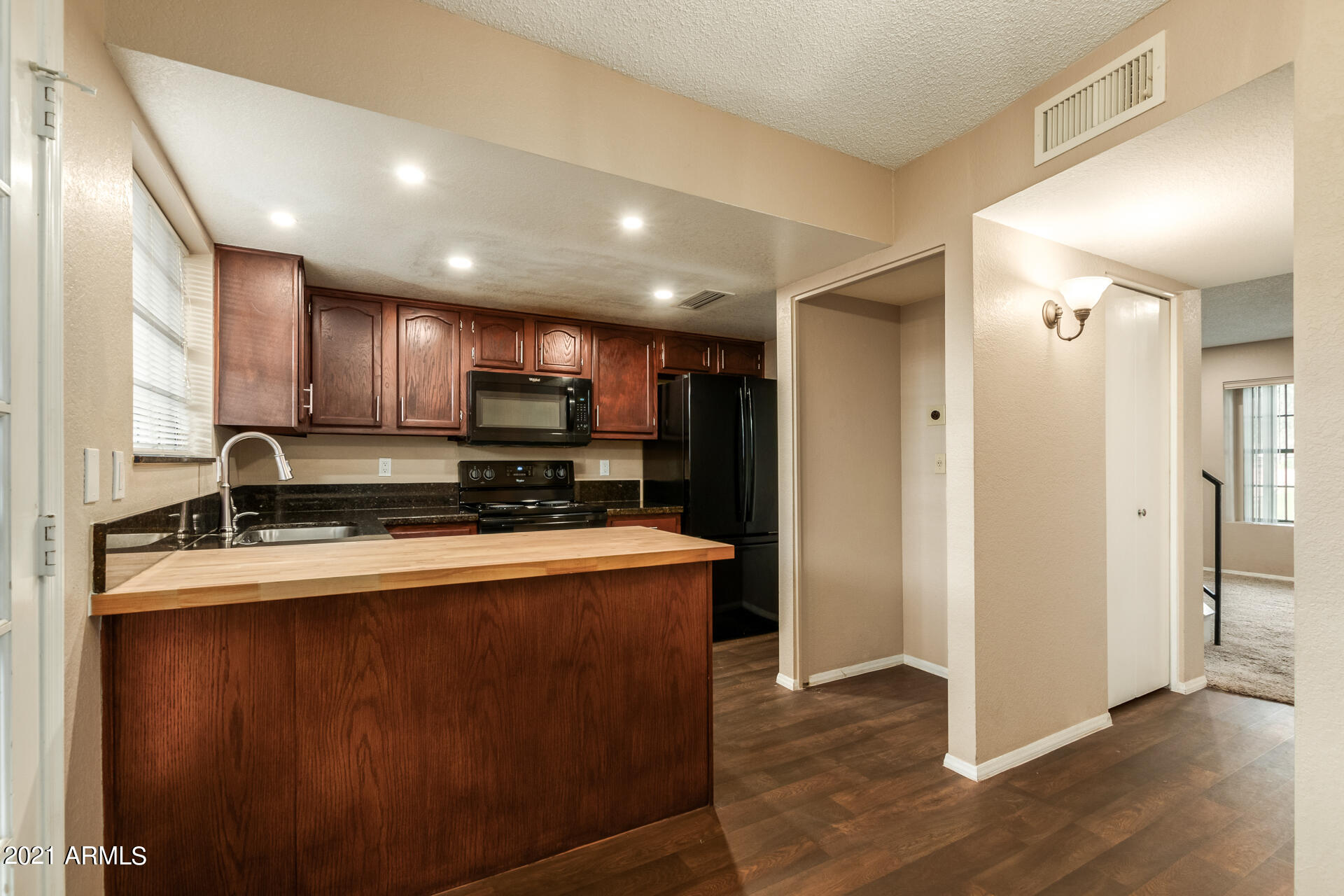 4832 East Mineral Road, Unit 2 Phoenix, AZ 85044 - Photo 12 of 39 13-Mineral