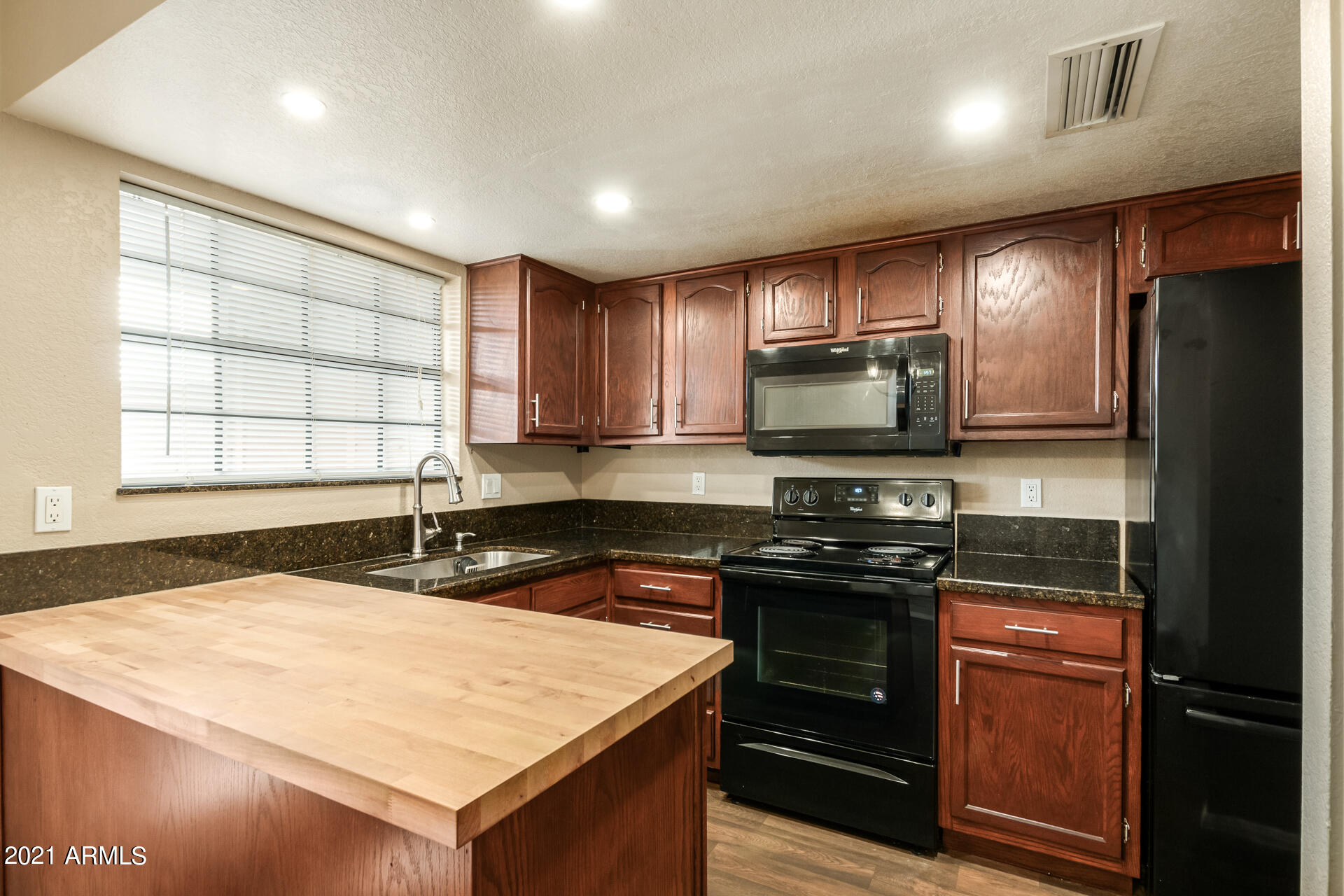4832 East Mineral Road, Unit 2 Phoenix, AZ 85044 - Photo 15 of 39 16-Mineral