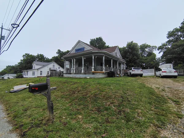 $130,000 | 112 North Grayson Street, Newbern, TN 38059