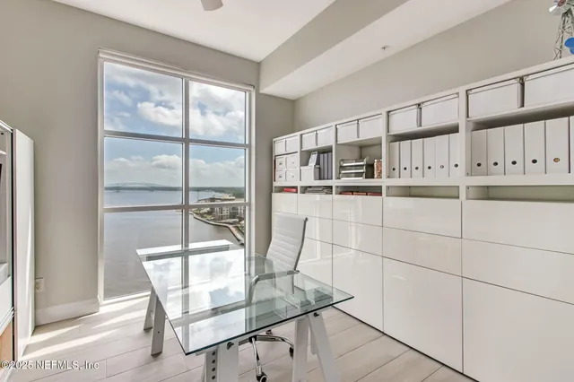 $525,000 | 1431 Riverplace Boulevard, Unit 1409, Jacksonville, FL 32207