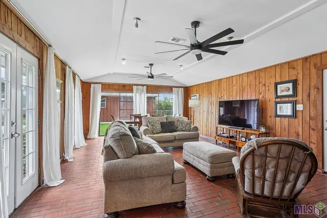 $249,900 | 11662 Auburn Drive, Baton Rouge, LA 70816