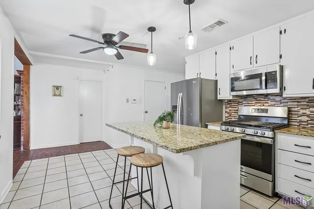 $249,900 | 11662 Auburn Drive, Baton Rouge, LA 70816