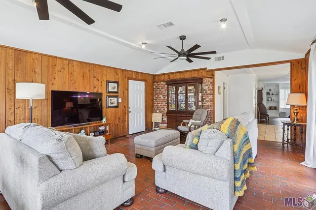 $249,900 | 11662 Auburn Drive, Baton Rouge, LA 70816