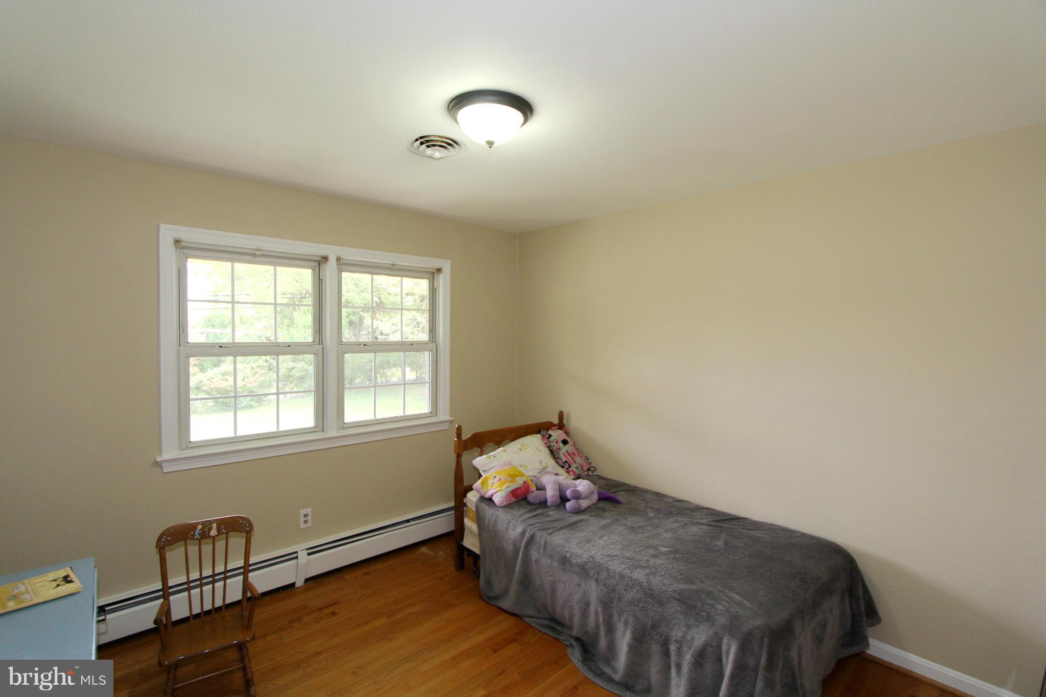 832 Walker Road Great Falls, VA 22066 - Photo 24 of 27 Bedroom 4