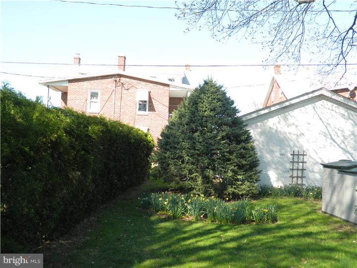 10 Krick Avenue Sinking Spring, PA 19608 - Photo 3 of 22