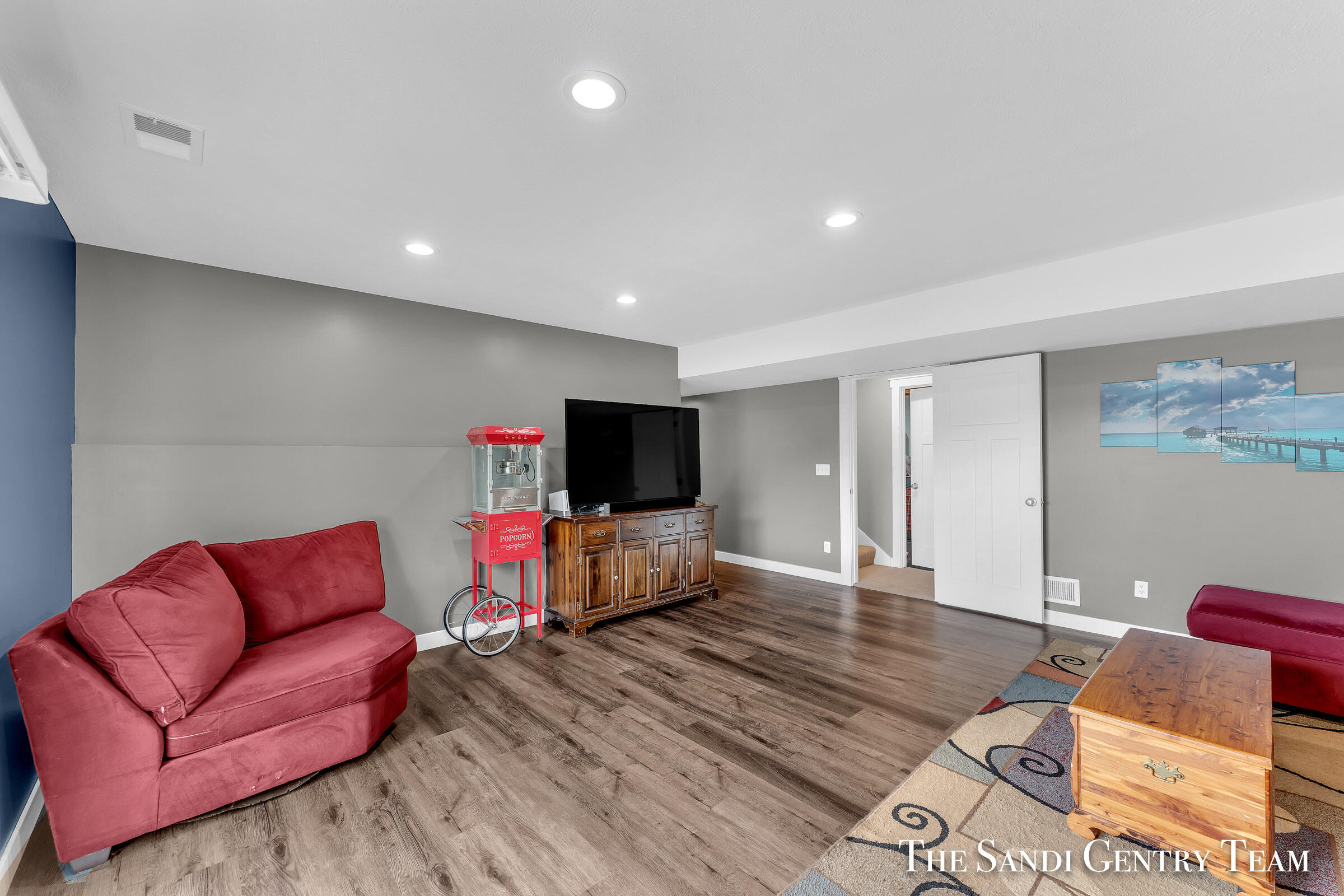 14708 Leonard Road Spring Lake, MI 49456 - Photo 34 of 53 AIV00216