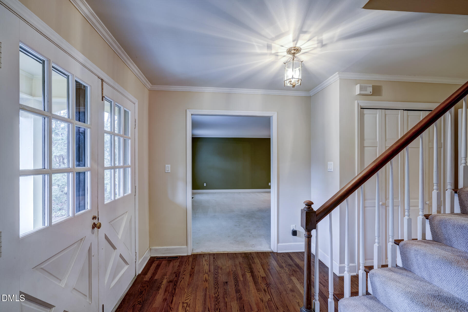 6801 Oak Ridge Drive Raleigh, NC 27612 - Photo 21 of 38 FOYER