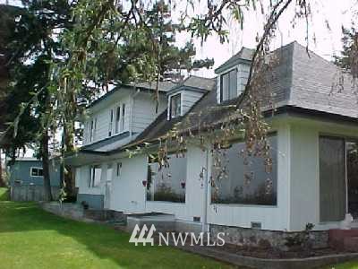 1598 North Scenic Heights Road Oak Harbor, WA 98277 - Photo 1 of 1